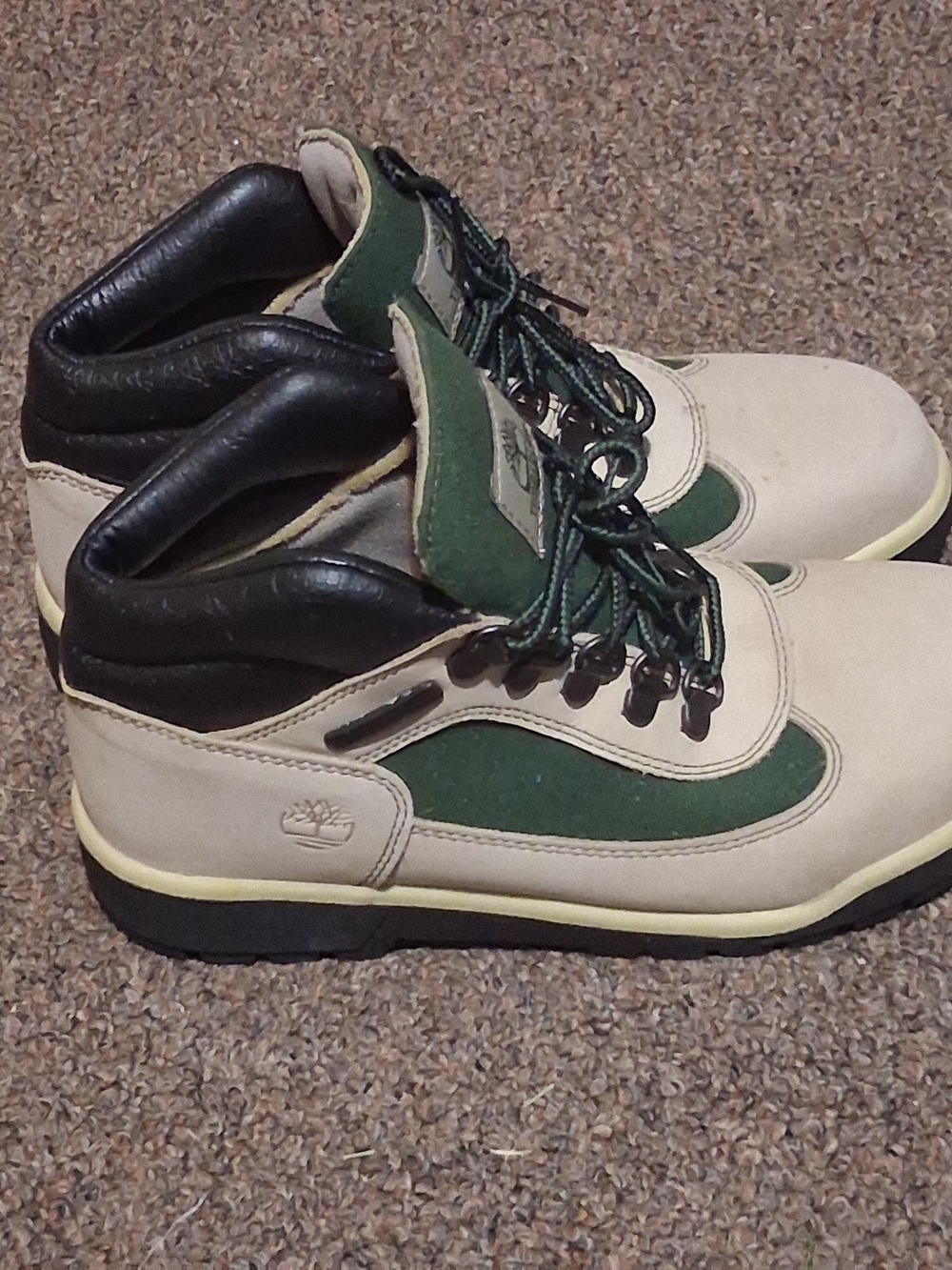 Timberland Boys 4.5 / 6 Women Beige and Green Waterproof Field Boots